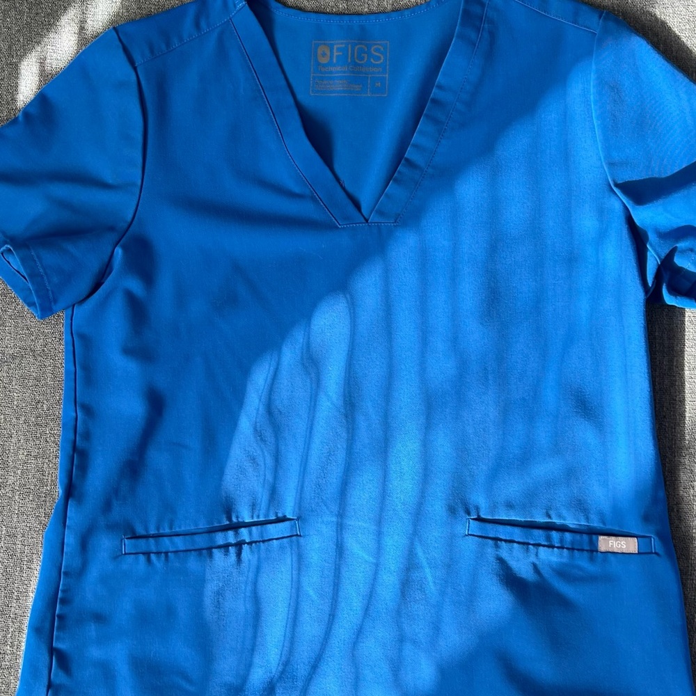 FIGS Royal Blue Casma 3 pocket